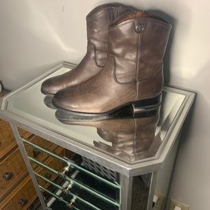 Frye flat bootie size 8.5